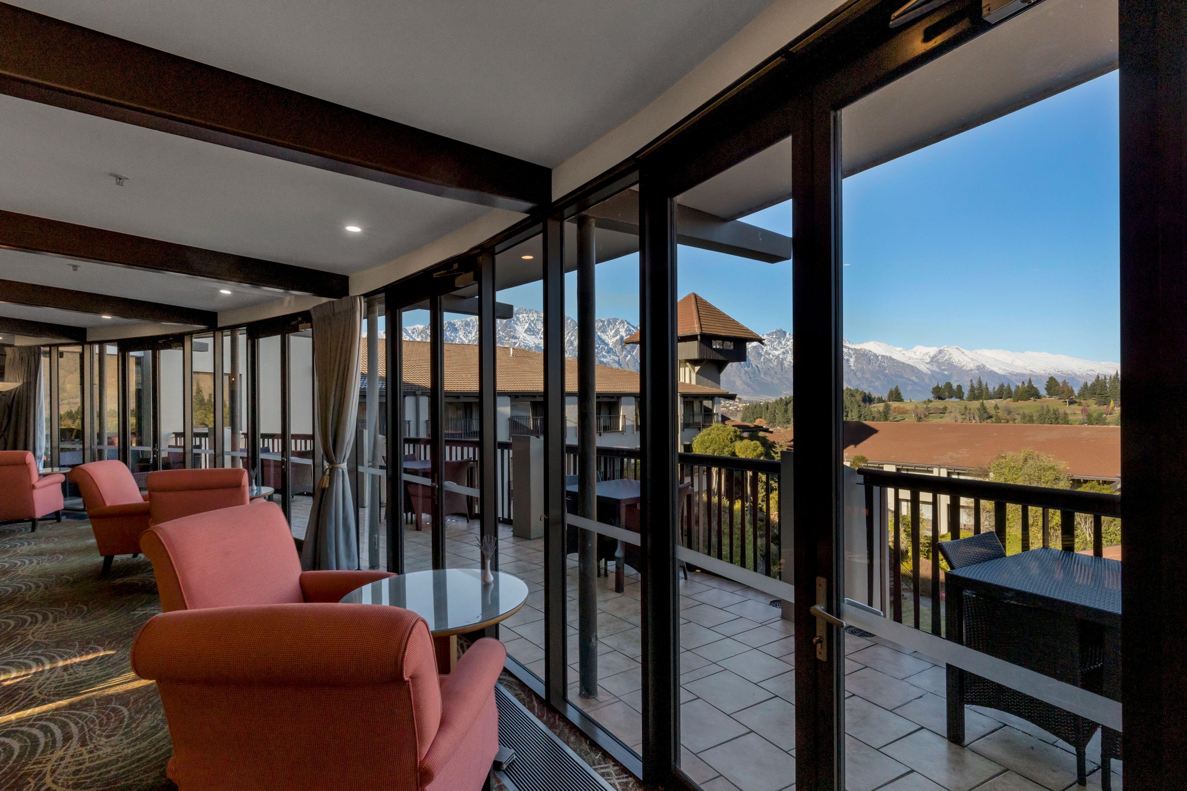 Copthorne Hotel & Resort Lakefront Queenstown Exterior foto